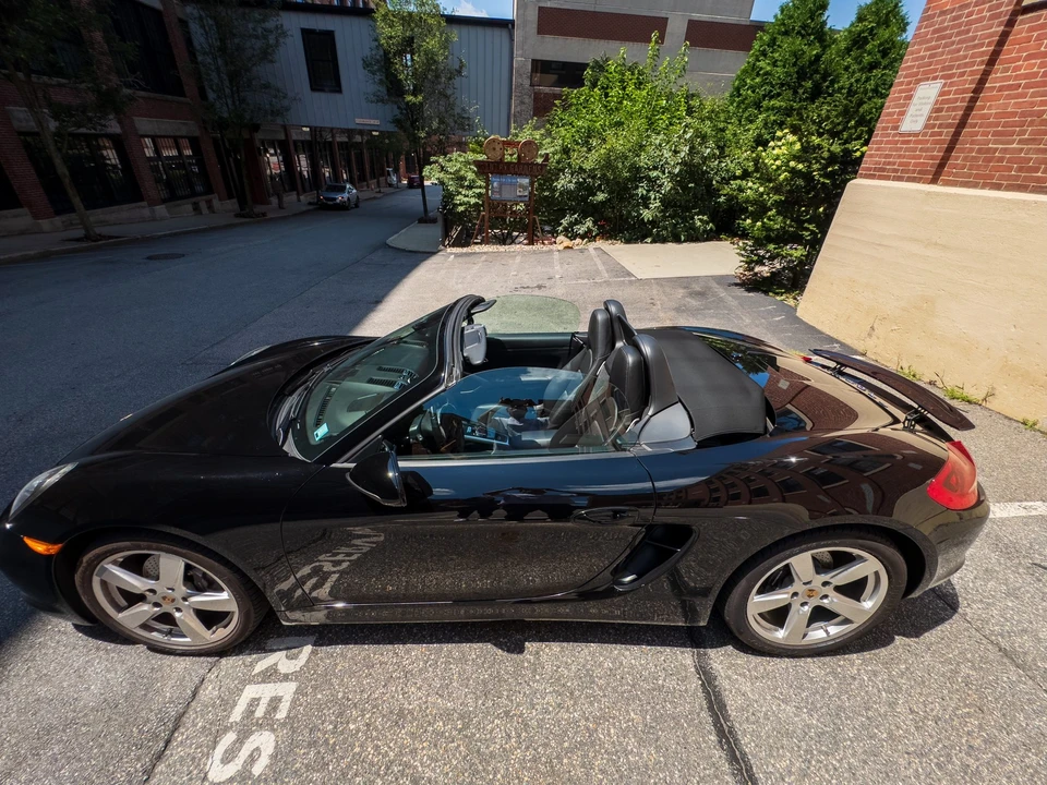 2014 Porsche 981 Boxster - Image 23 of 31