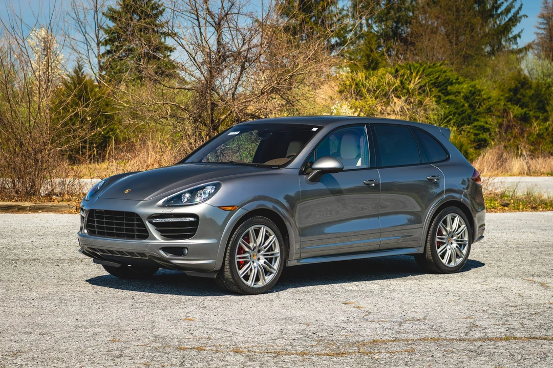 2014 Porsche 958 Cayenne GTS - Image 10 of 31