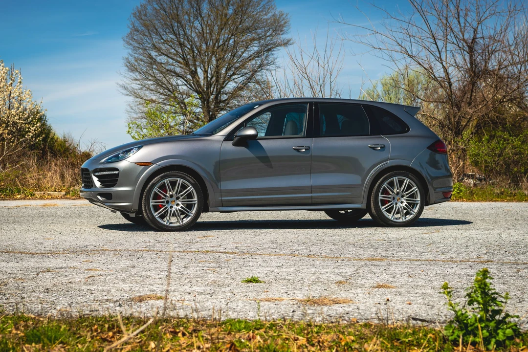 2014 Porsche 958 Cayenne GTS - Image 15 of 31