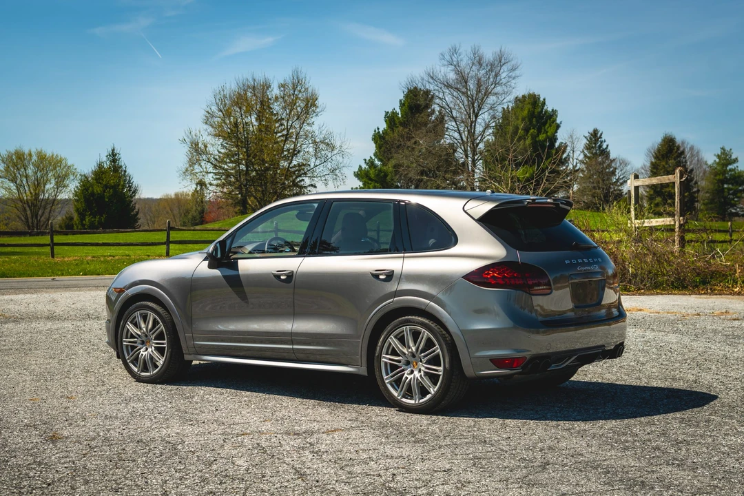 2014 Porsche 958 Cayenne GTS - Image 18 of 31