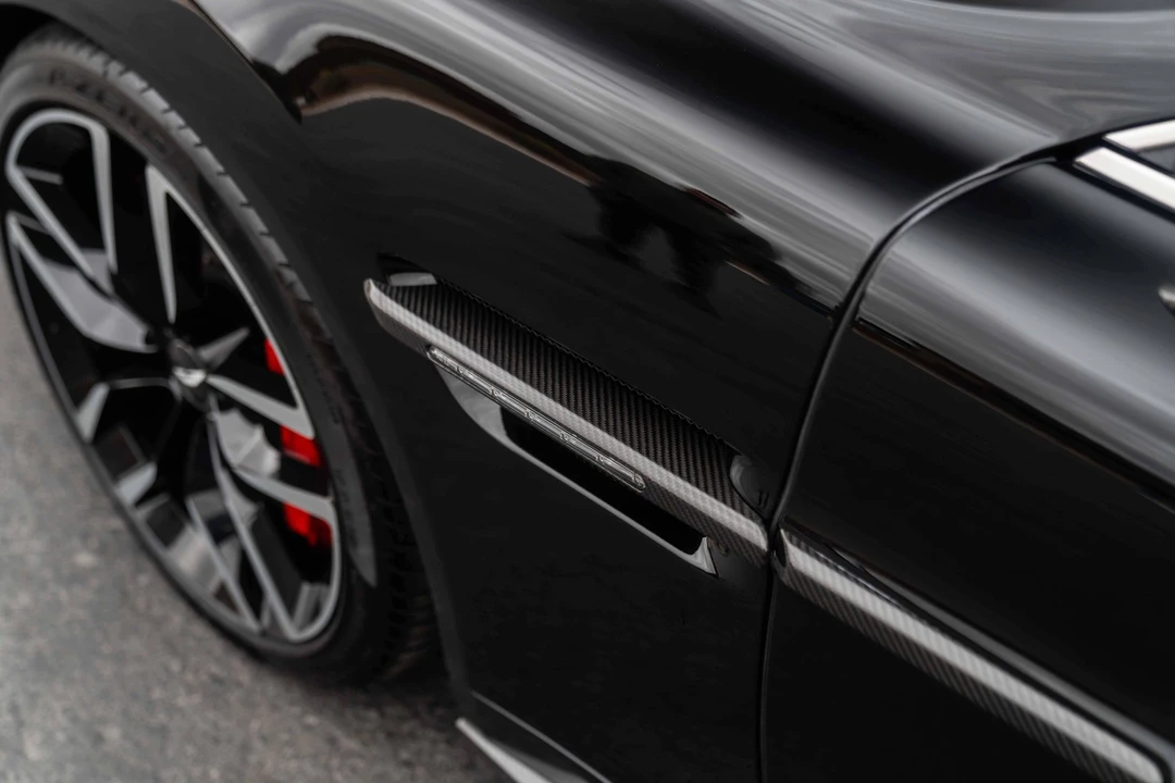 2015 Aston Martin Vanquish 2nd Gen - Image 25 of 31