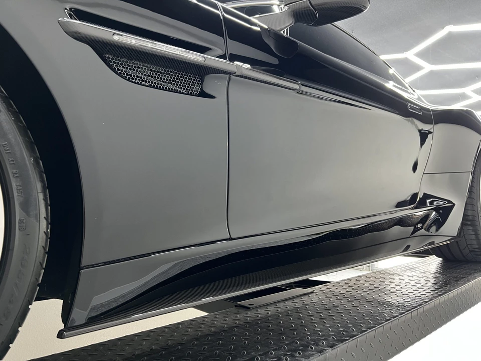 2015 Aston Martin Vanquish 2nd Gen - Image 22 of 31