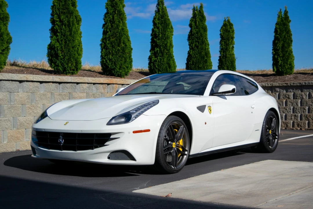 2015 Ferrari FF - Image 2 of 31