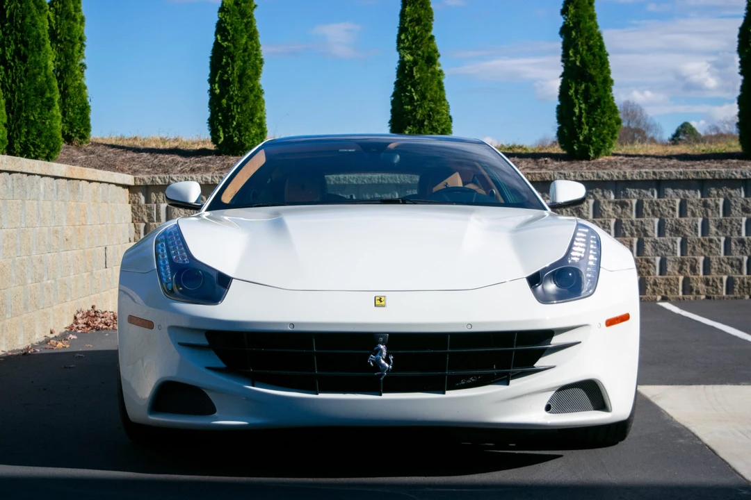 2015 Ferrari FF - Image 10 of 31