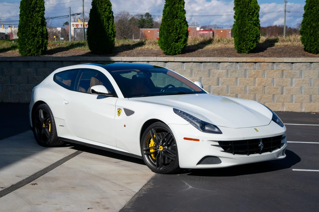 2015 Ferrari FF - Image 13 of 31