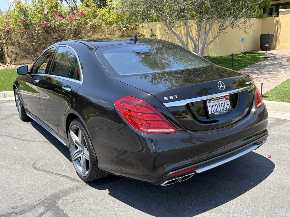 2015 Mercedes-Benz W222 S 63 & S 65 AMG - Image 13 of 31