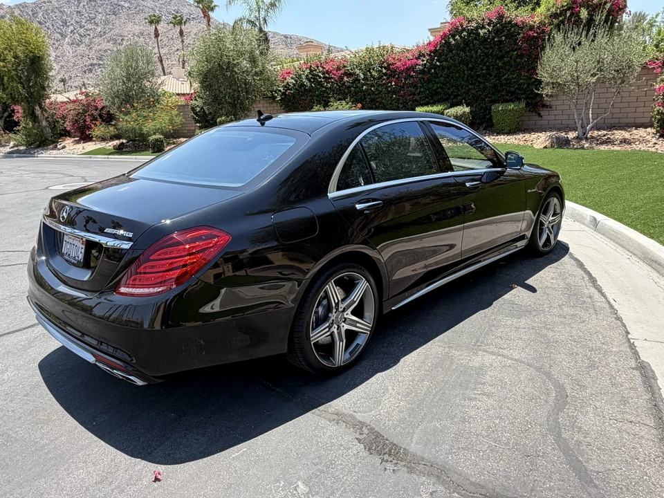 2015 Mercedes-Benz W222 S 63 & S 65 AMG - Image 11 of 31