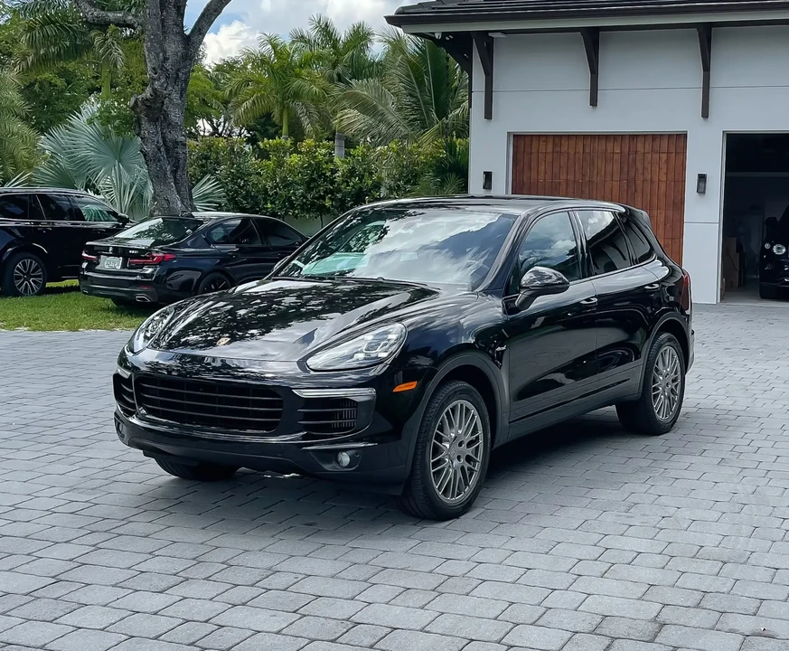 2015 Porsche 958 Cayenne Diesel - Image 4 of 6