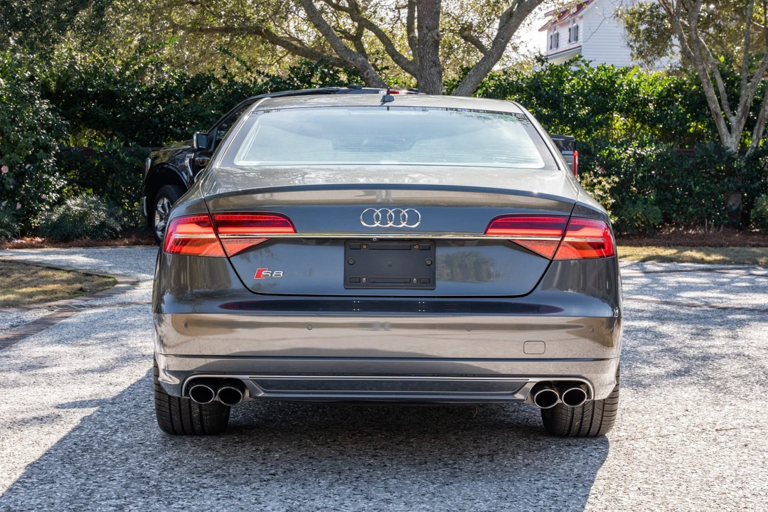 2016 Audi D4 S8 - Image 8 of 31