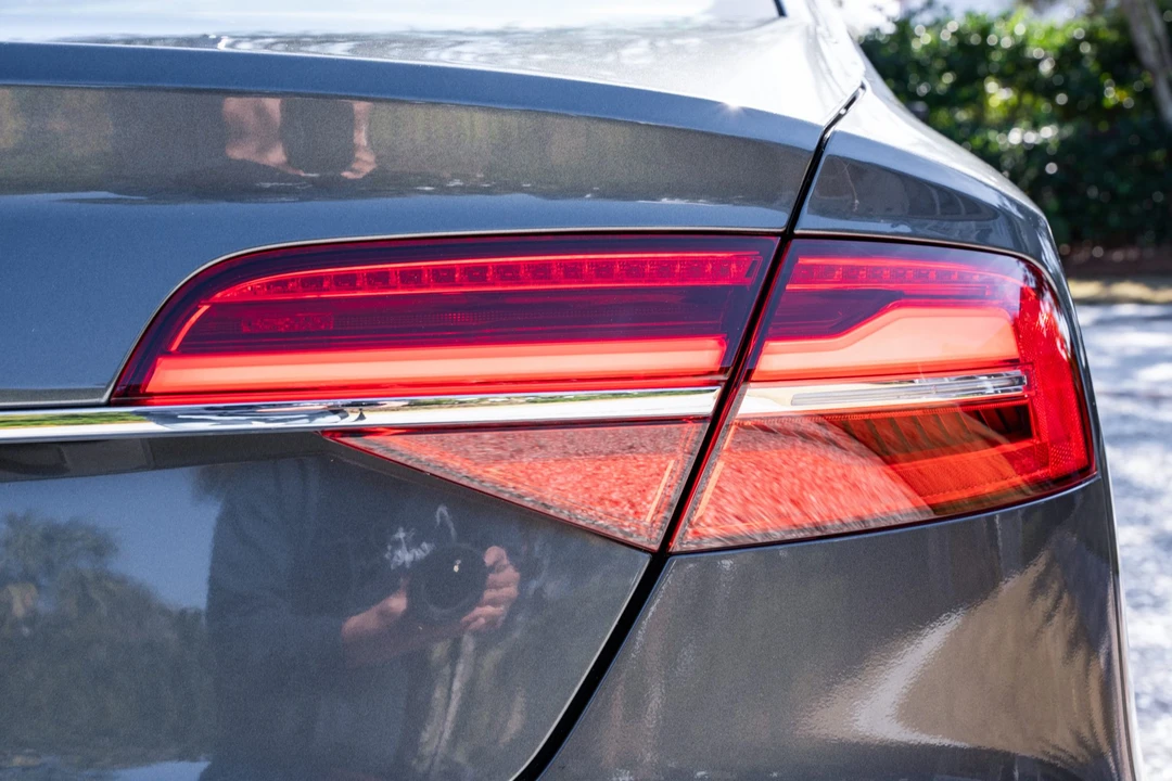 2016 Audi D4 S8 - Image 24 of 31