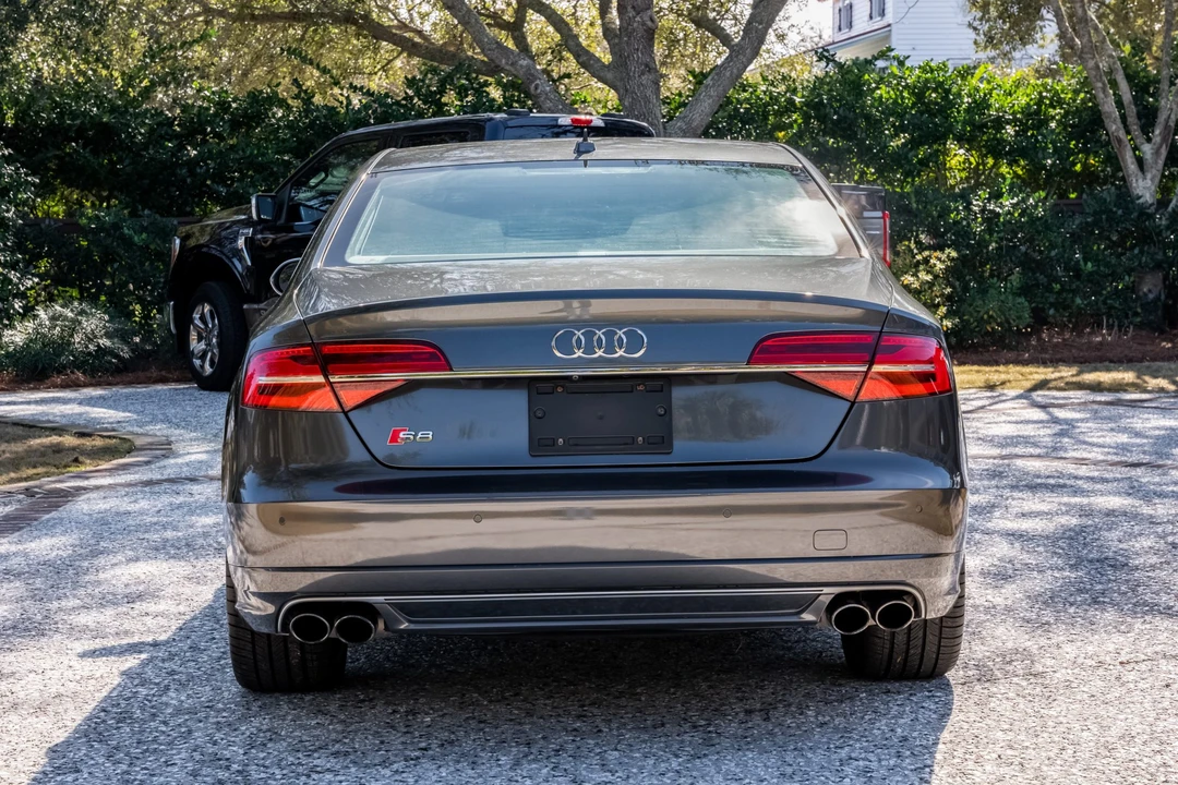 2016 Audi D4 S8 - Image 7 of 31