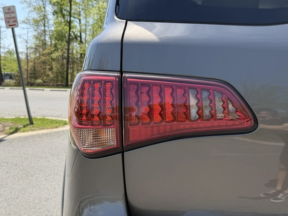 2016 Infiniti QX80 - Image 17 of 31