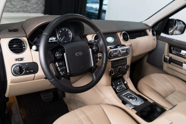 2016 Land Rover Discovery 4th Gen - Image 5 of 7