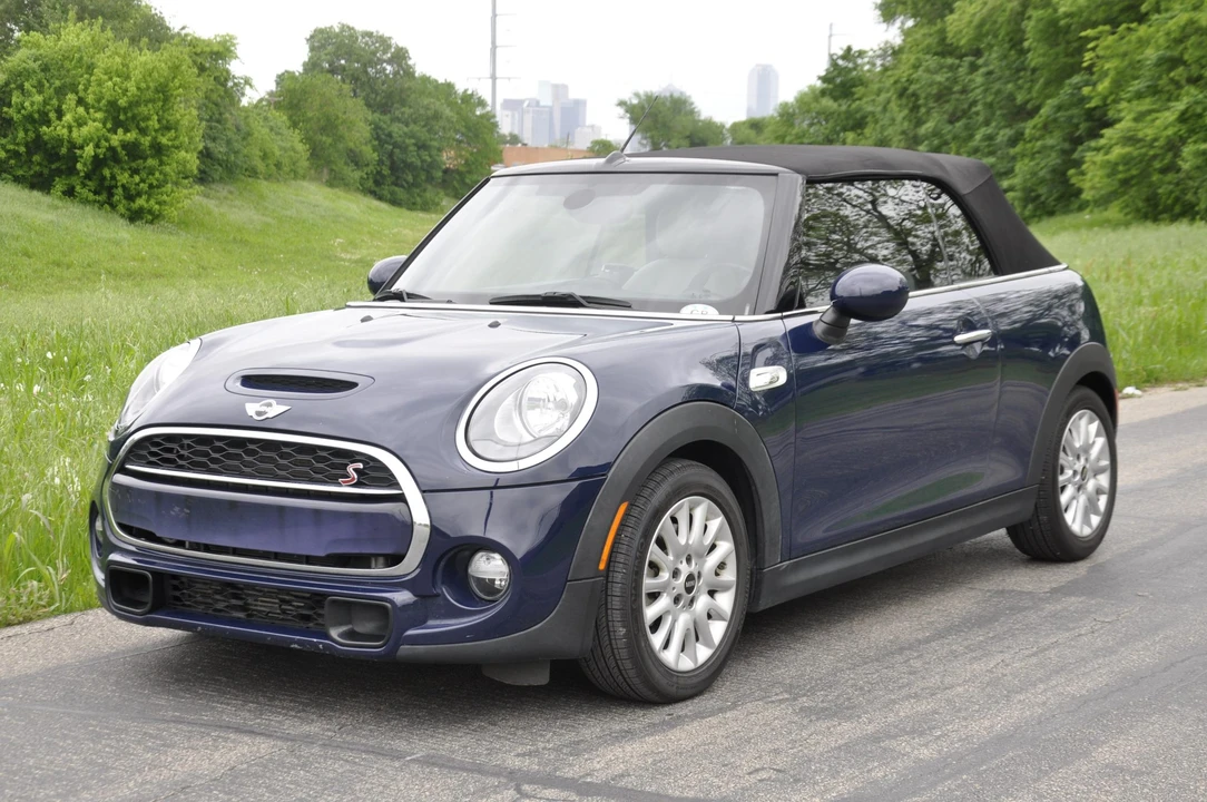 2016 Mini Mini Cooper S 3rd Gen - Image 16 of 31