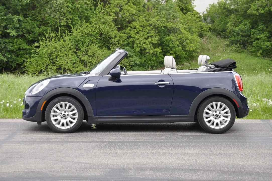 2016 Mini Mini Cooper S 3rd Gen - Image 5 of 31