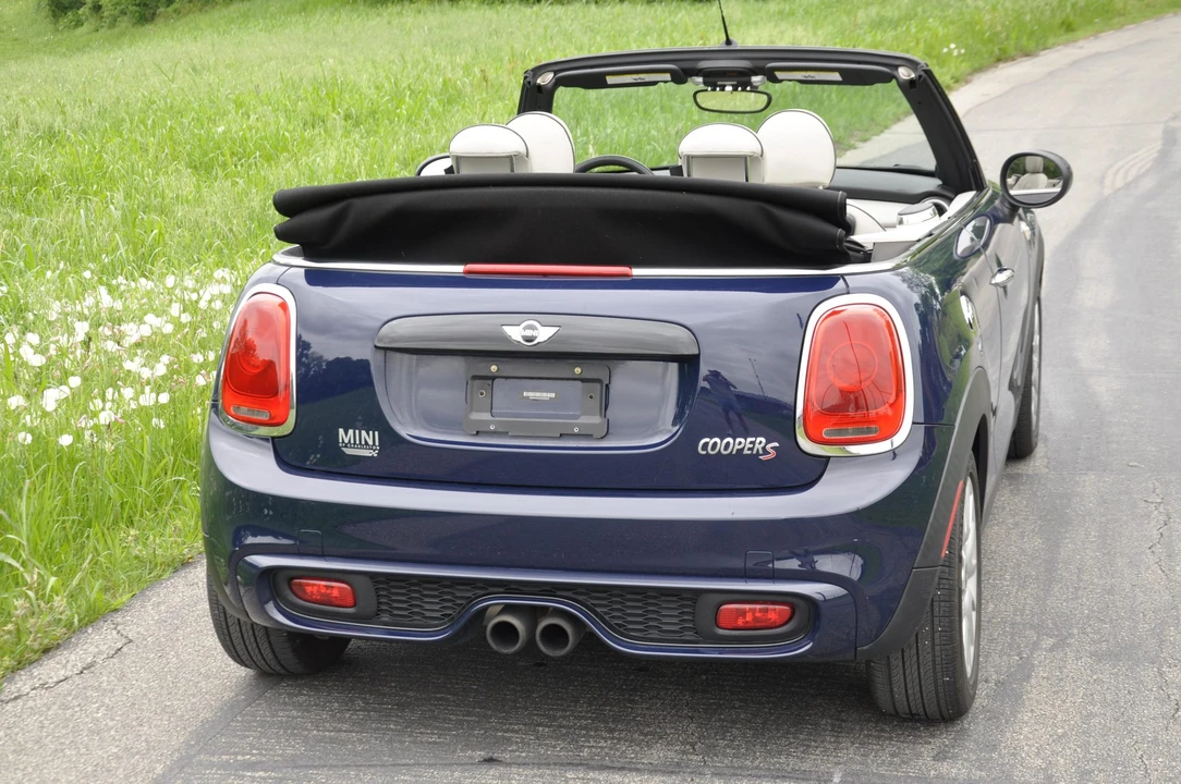 2016 Mini Mini Cooper S 3rd Gen - Image 8 of 31