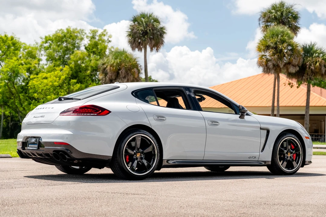 2016 Porsche 970 Panamera GTS - Image 9 of 31