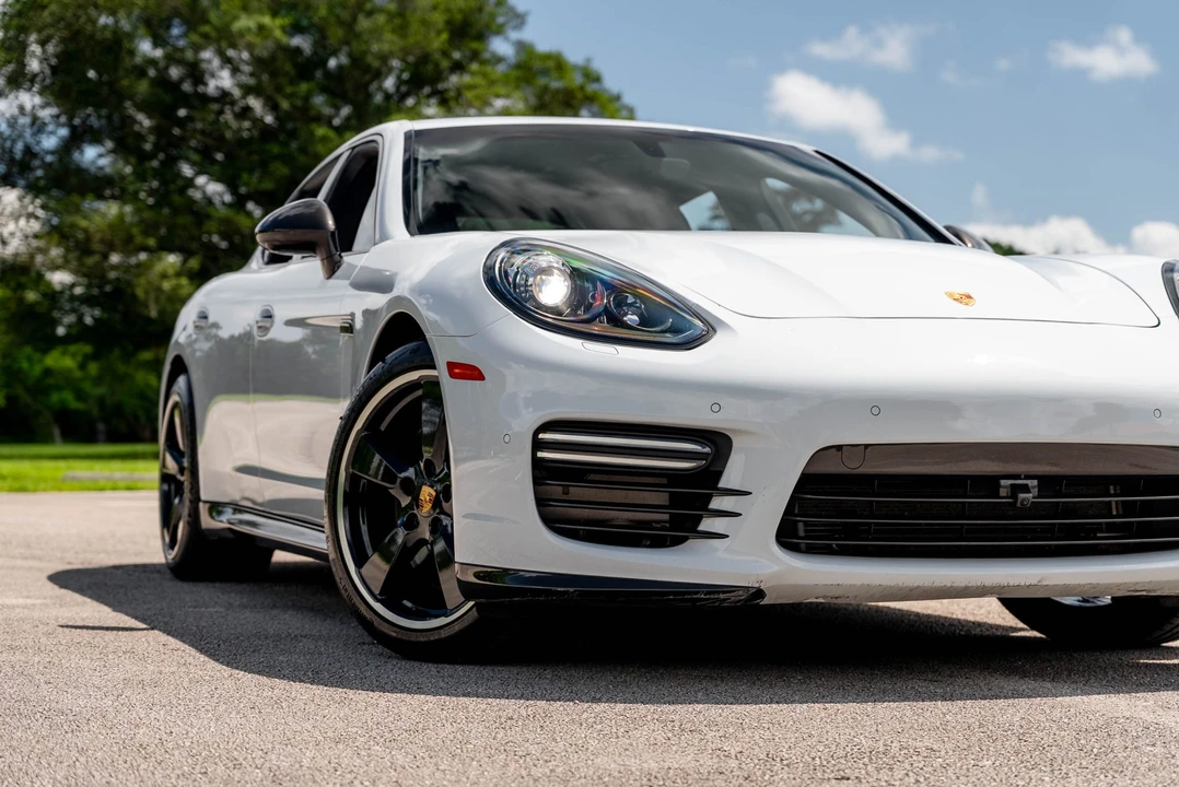 2016 Porsche 970 Panamera GTS - Image 16 of 31