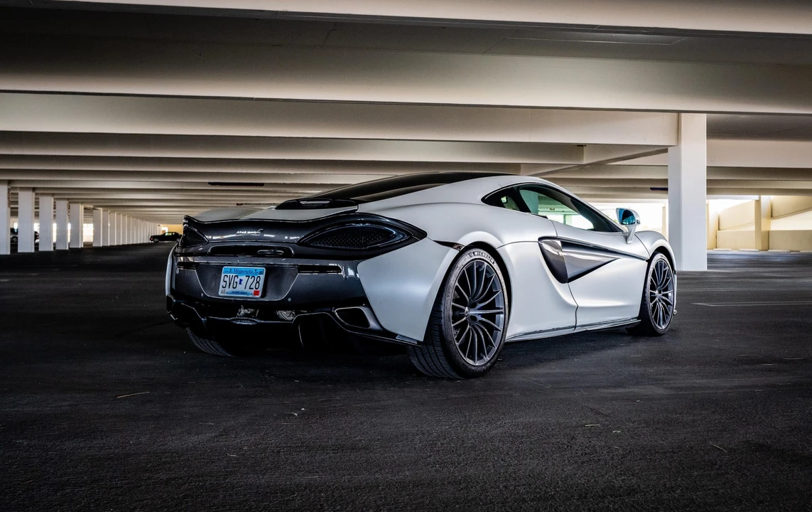 2017 McLaren 570GT - Image 31 of 31