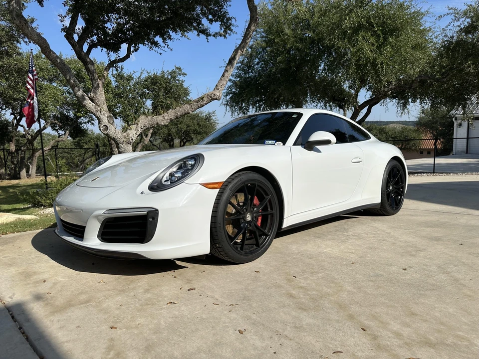 2017 Porsche 991 Carrera 4S - Image 2 of 31