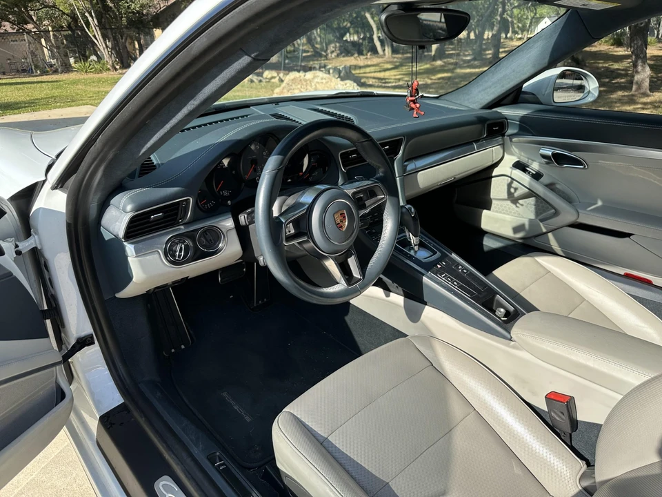 2017 Porsche 991 Carrera 4S - Image 21 of 31