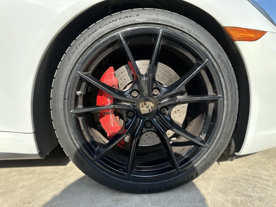 2017 Porsche 991 Carrera 4S - Image 14 of 31