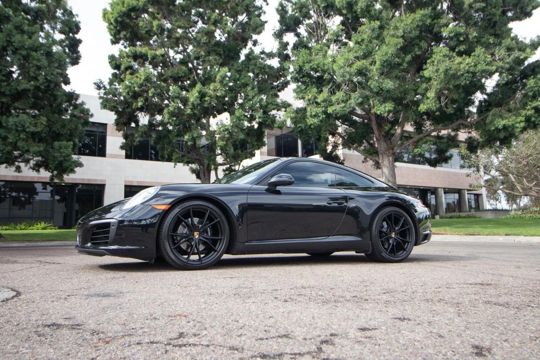 2017 Porsche 991 Carrera - Image 29 of 31