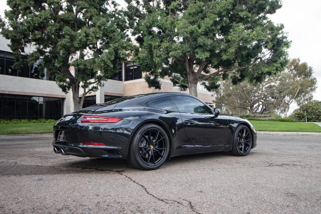 2017 Porsche 991 Carrera - Image 19 of 31