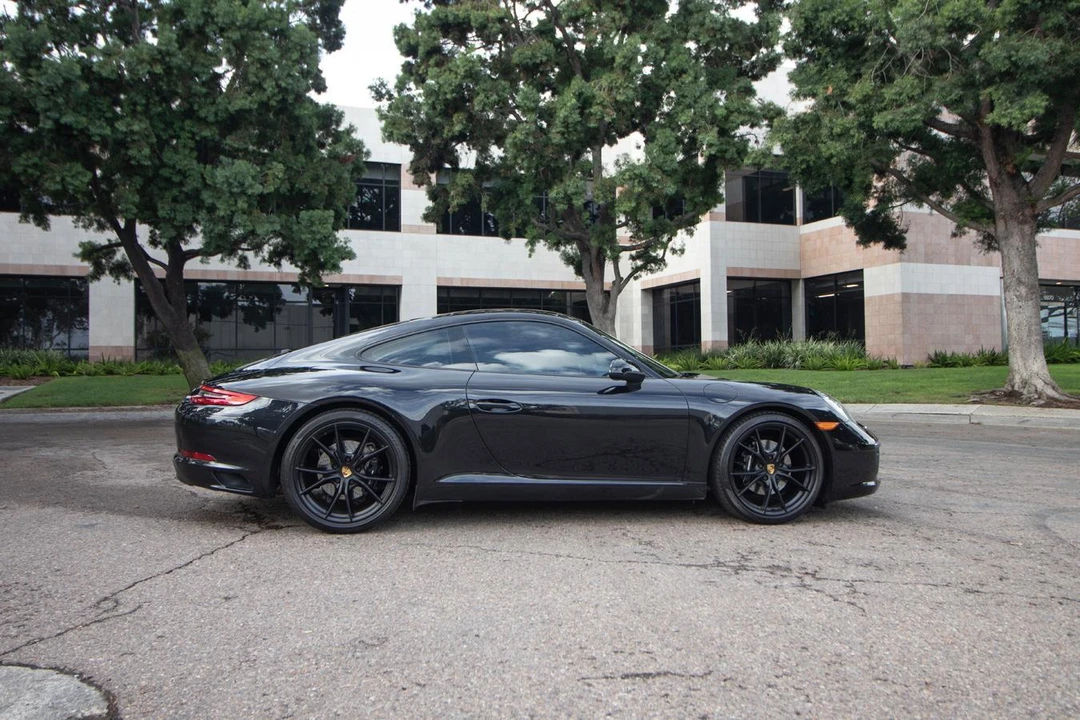 2017 Porsche 991 Carrera - Image 16 of 31