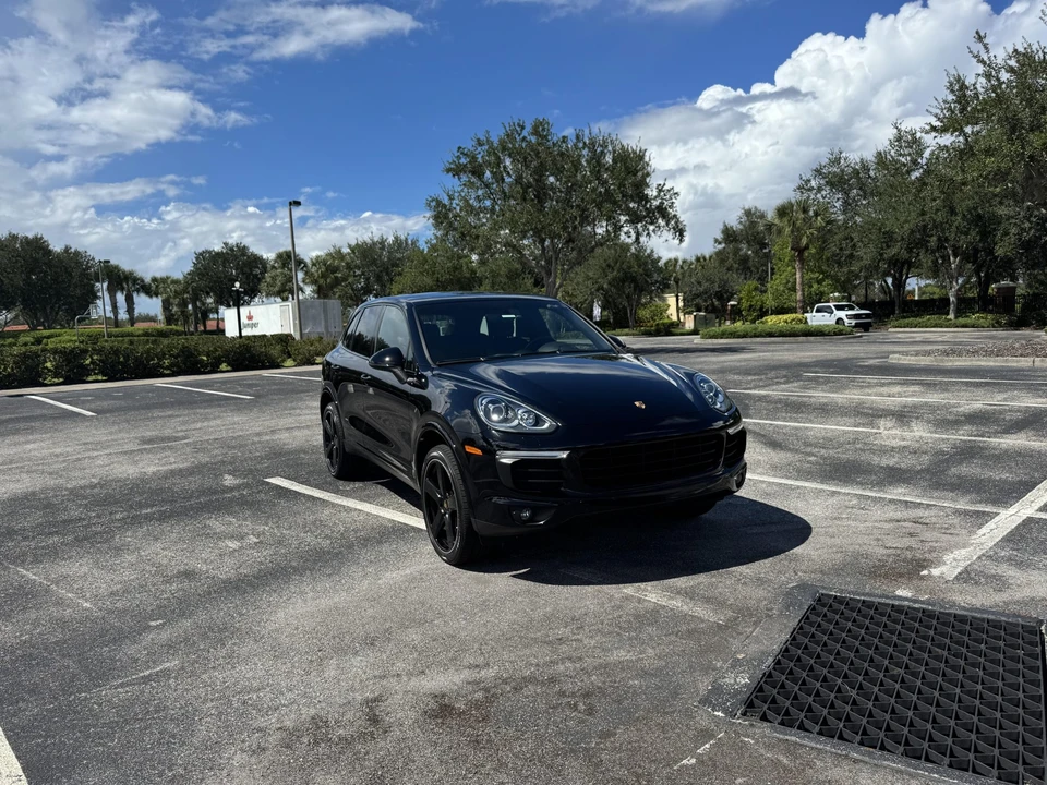 2017 Porsche 958 Cayenne - Image 10 of 31