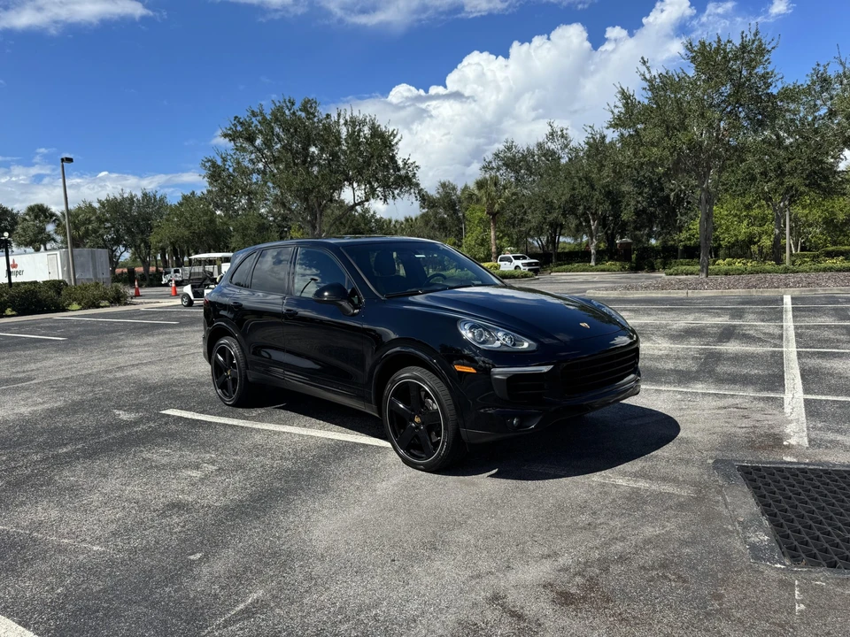 2017 Porsche 958 Cayenne - Image 11 of 31