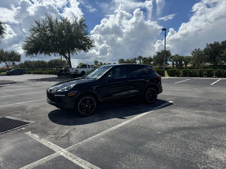 2017 Porsche 958 Cayenne - Image 24 of 31