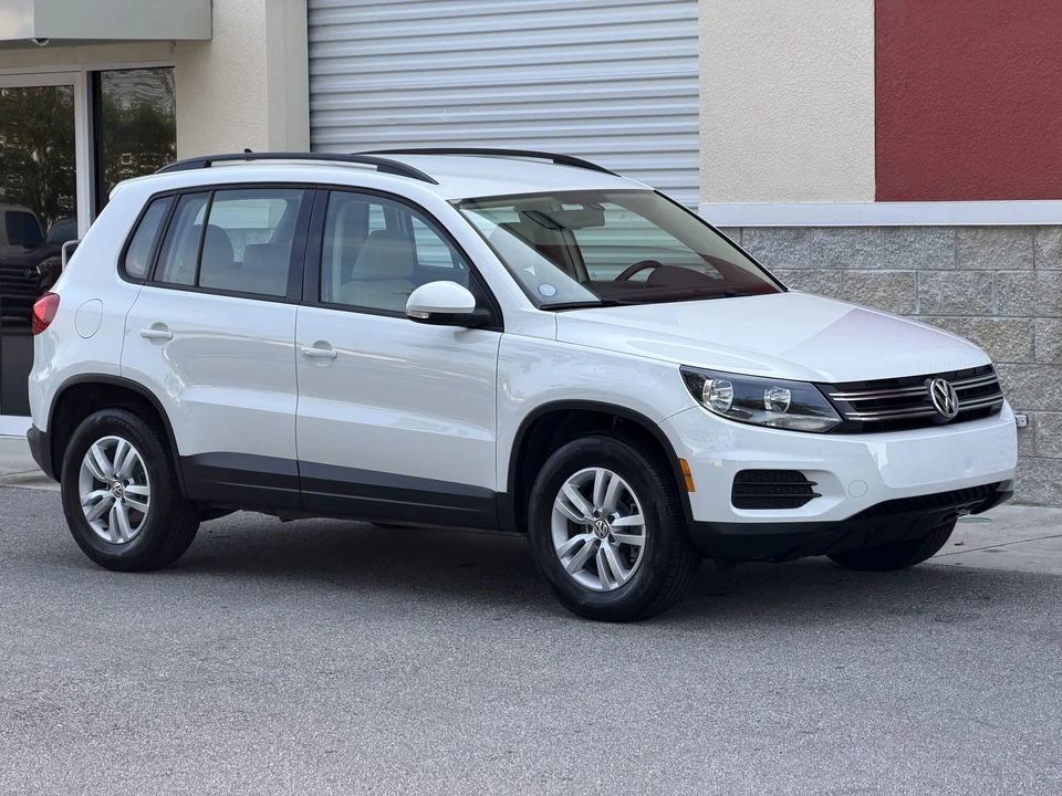 2017 Volkswagen Tiguan - Image 4 of 31