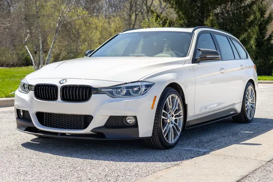 2018 BMW 330i xDrive Sports Wagon M Sport