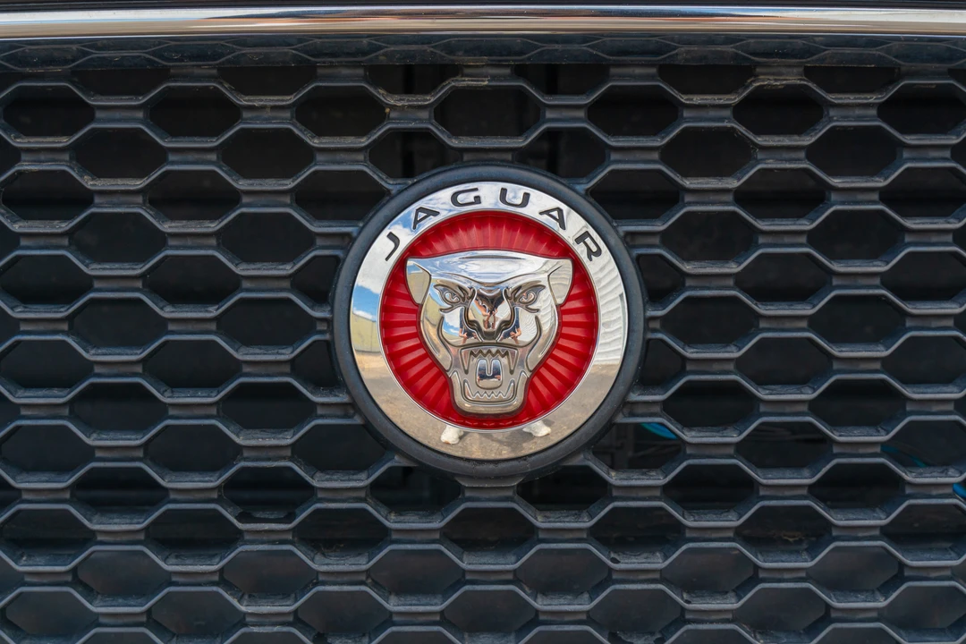 2018 Jaguar X260 XF - Image 11 of 31