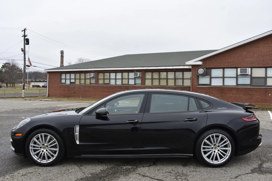 2018 Porsche 971 Panamera - Image 14 of 31