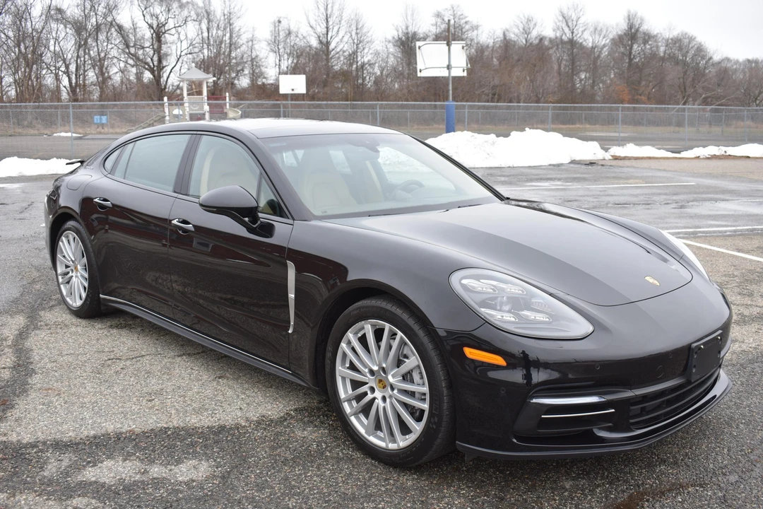 2018 Porsche 971 Panamera - Image 31 of 31