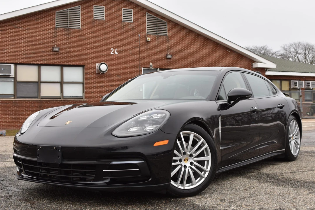 2018 Porsche 971 Panamera - Image 6 of 31