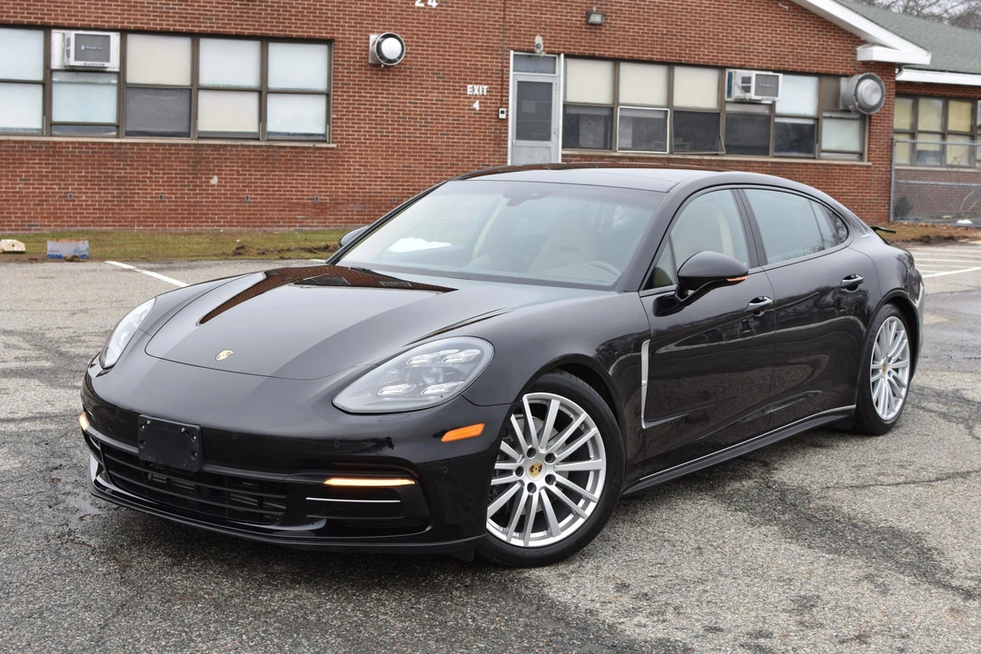 2018 Porsche 971 Panamera - Image 7 of 31
