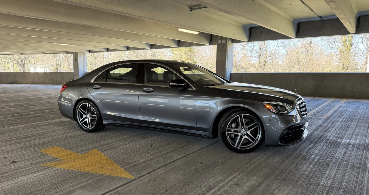 2019 Mercedes-Benz W222 S 63 & S 65 AMG - Image 29 of 31