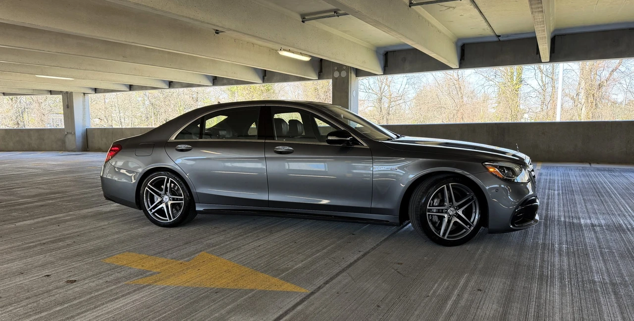 2019 Mercedes-Benz W222 S 63 & S 65 AMG - Image 30 of 31