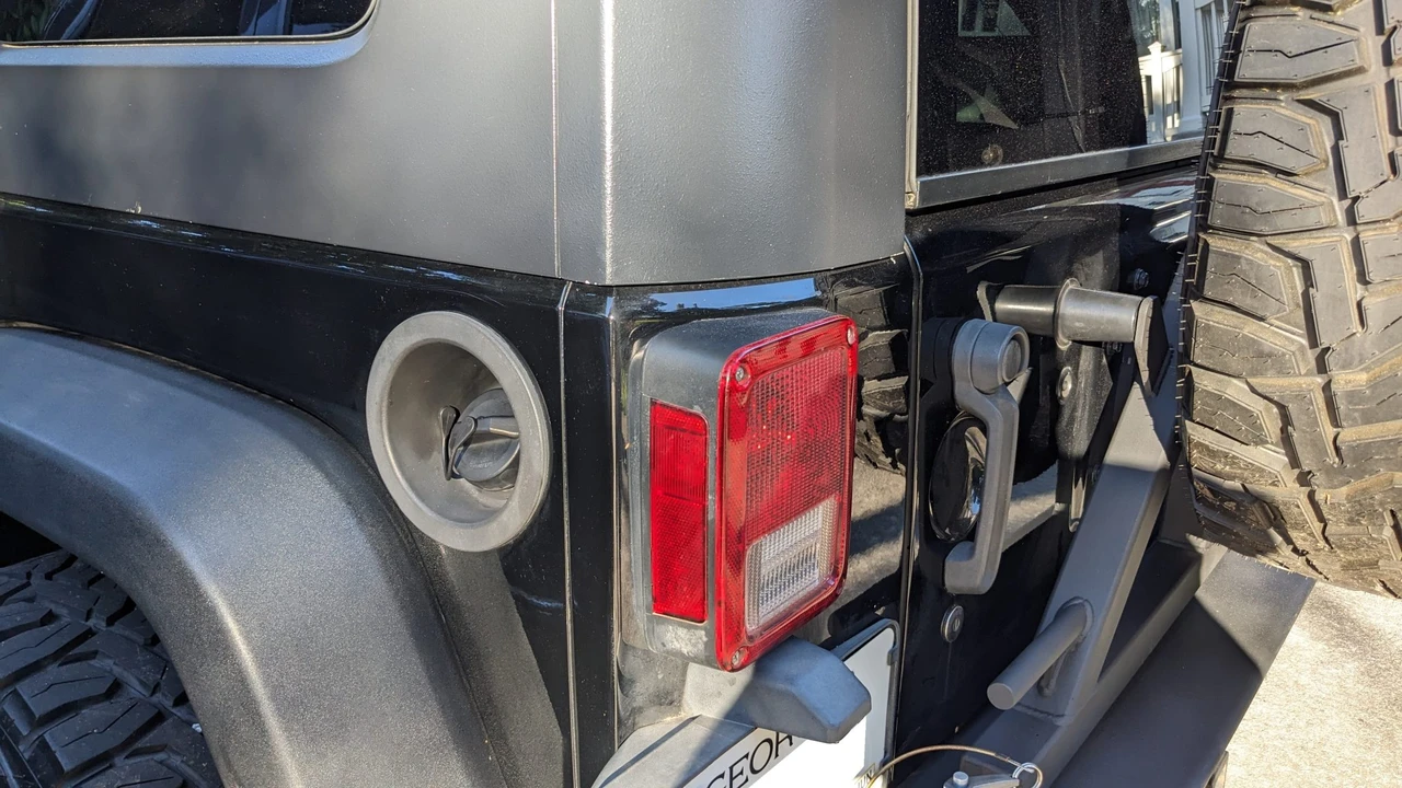 2008 Jeep JK Wrangler - Image 29 of 31