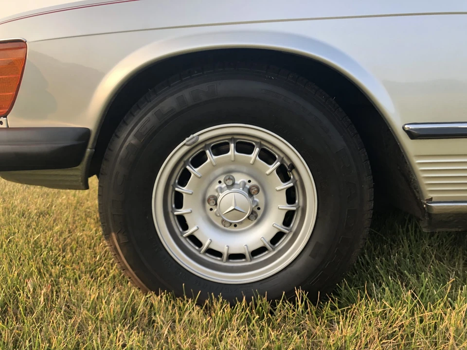 1975 Mercedes-Benz C107 SLC - Image 29 of 31