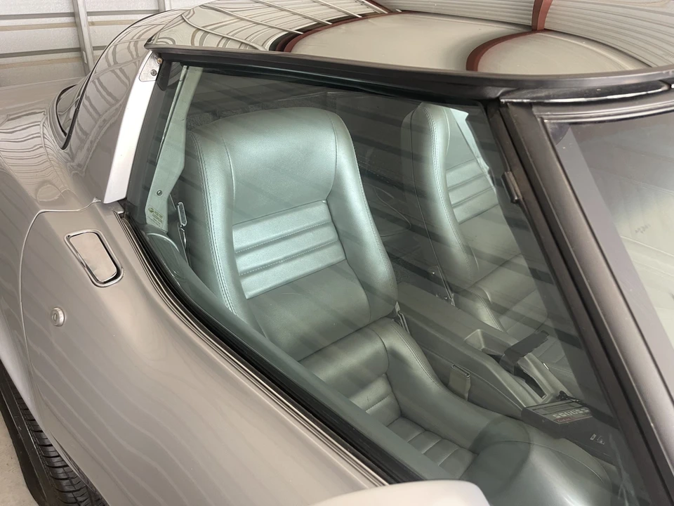 1981 Chevrolet Corvette C3 - Image 26 of 31