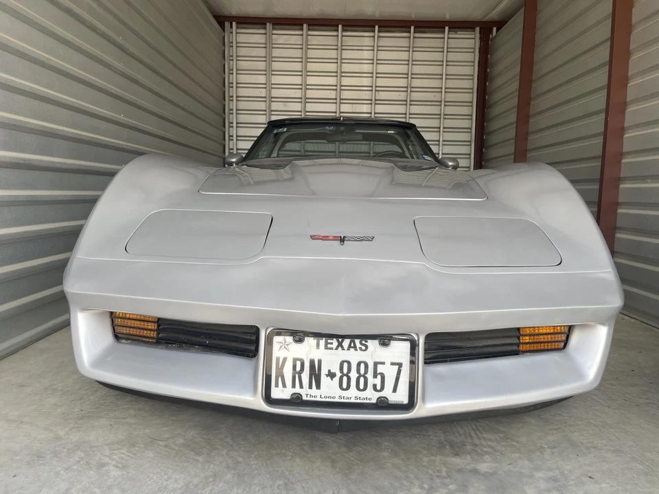 1981 Chevrolet Corvette C3 - Image 2 of 31
