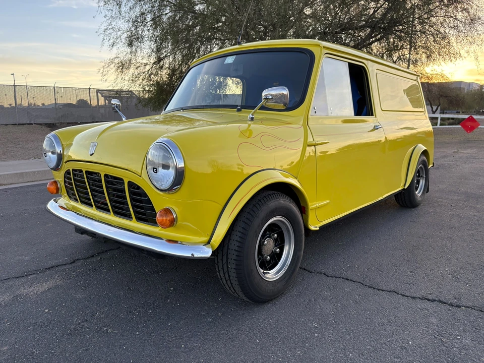Mini Mini Mark III - Image 3 of 31