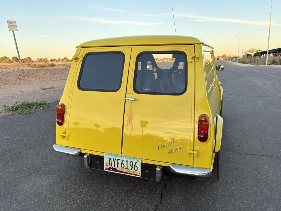 Mini Mini Mark III - Image 24 of 31