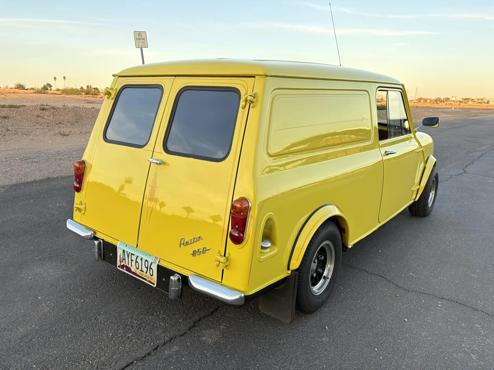 Mini Mini Mark III - Image 23 of 31