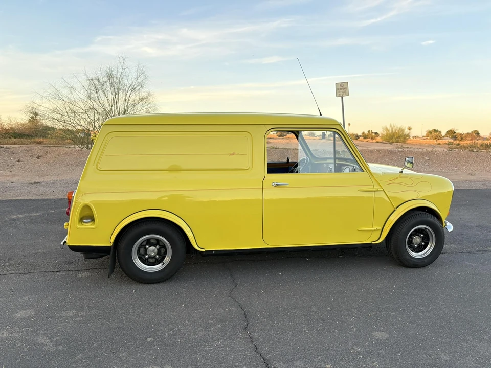 Mini Mini Mark III - Image 20 of 31