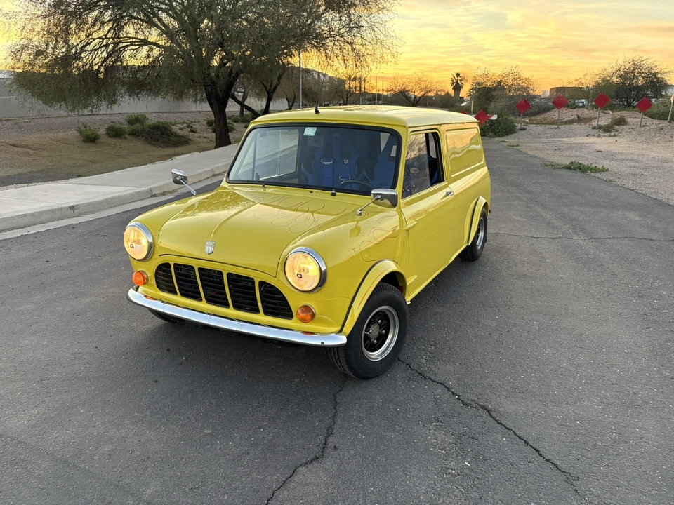 Mini Mini Mark III - Image 4 of 31